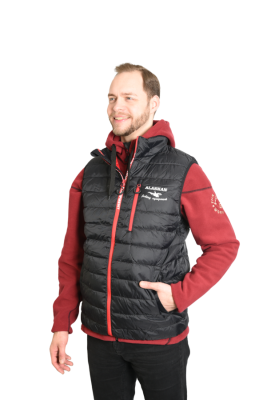 Жилет ALASKAN JUNEAU Vest Black утепленный стеганый  (цвет: черный /красный)